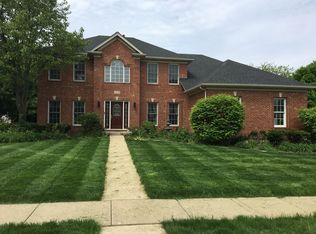 472 Burr Oak Dr, Oswego, IL 60543