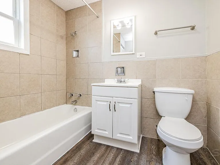13250 S Carondolet Ave #2 — Photo 13