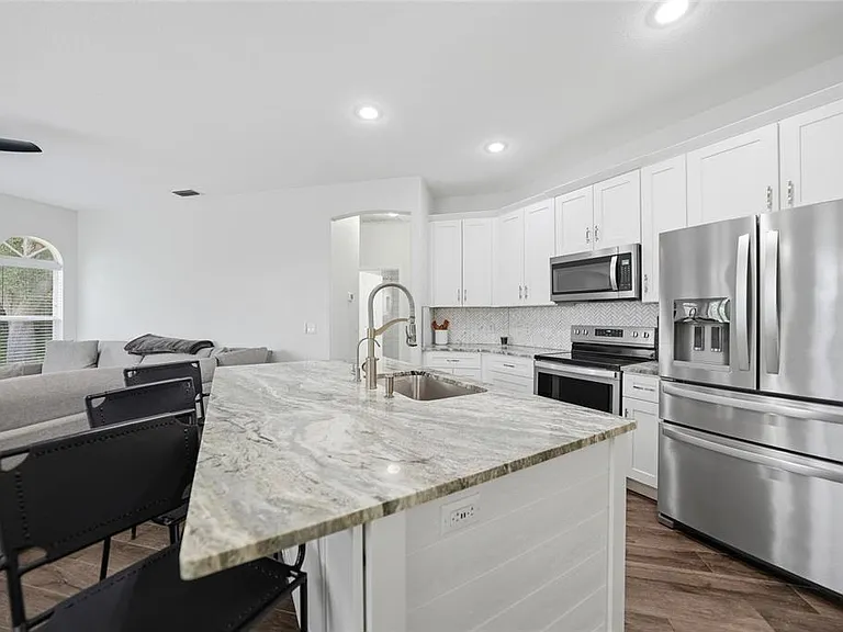 2880 Vogler Ln — Photo 8