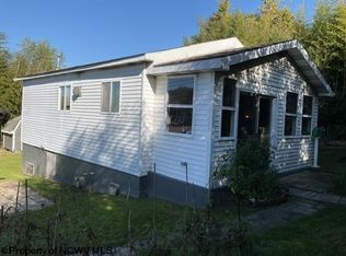 512 Congress Ave, Star City, WV