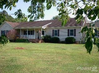 9 James St, Onancock, VA 23417