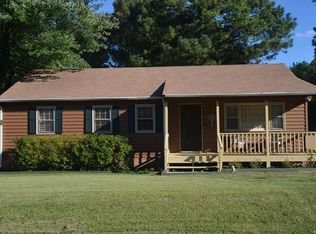 2813 S Ridge Dr, Midlothian, VA 23112