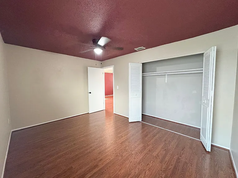 1550 11th St NE #D7 — Photo 23
