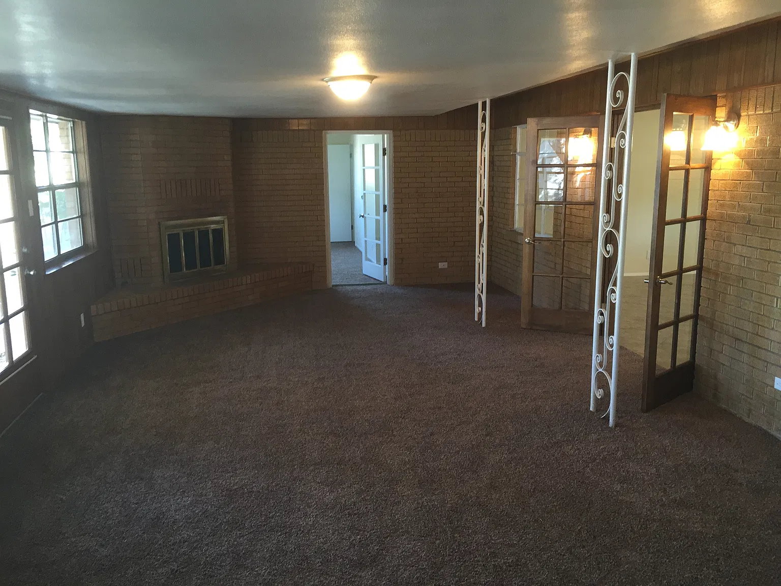 3 bed, 2069 sqft, $1,450 — Photo 3