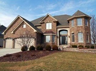 4315 Champion Rd, Naperville, IL 60564