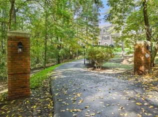 59 Lord Davis Ln, Avon, CT 06001