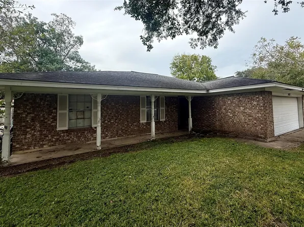 3413 Glen Haven Dr, Bay City, TX 77414