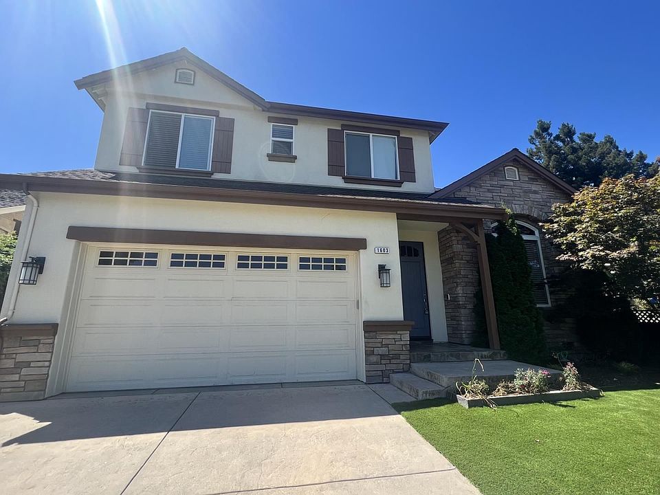 1st image of 1603 Carmel Dr