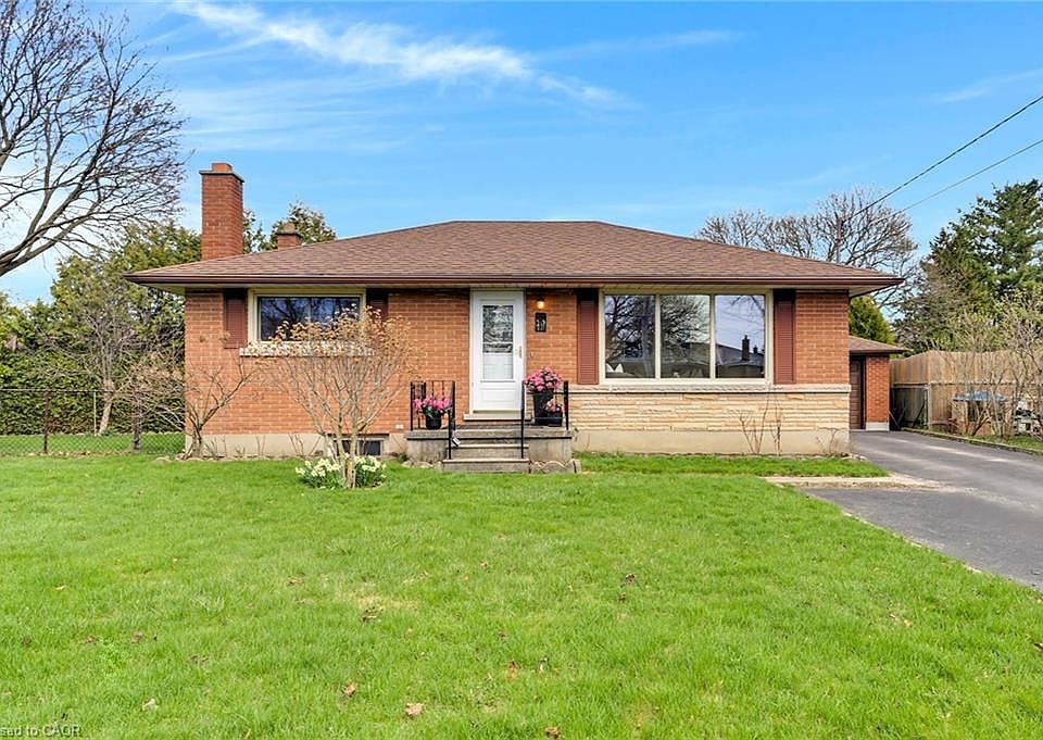 1st image of 10 Westoby Pl