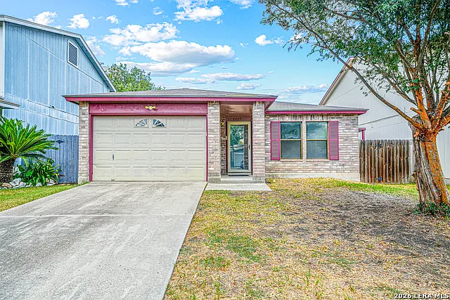3 bed, 2.0 bath, 1513 sqft, $1,395 — Photo 1