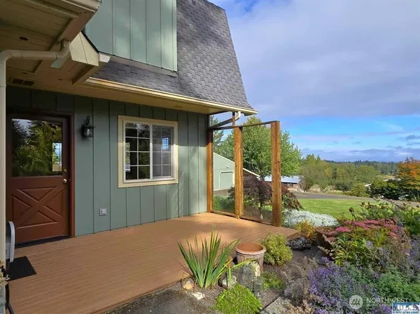 485 Blue Mountain Road, Port Angeles, WA 98382