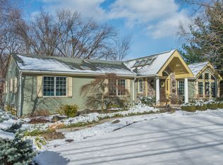 2133 E Grand Ave, Des Moines, IA 50317