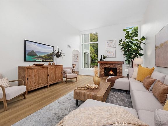 3rd image of 17802 Arbor Ln