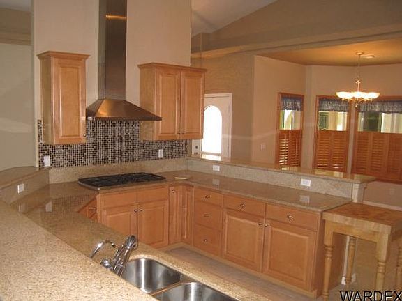 3rd image of 6093 S Bella Vista Dr