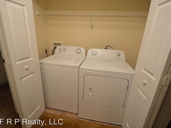 5th image of 5602 Pinnacle Heights Cir APT 304