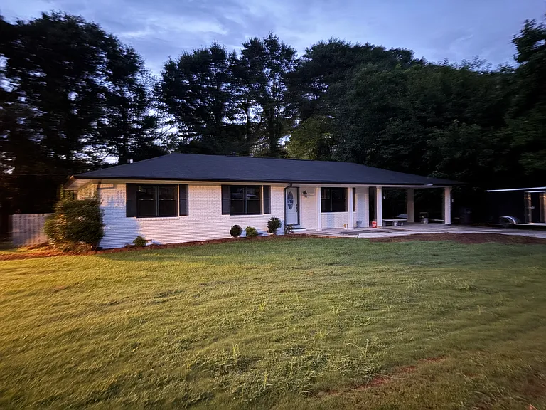 444 Maxwell Rd — Photo 10