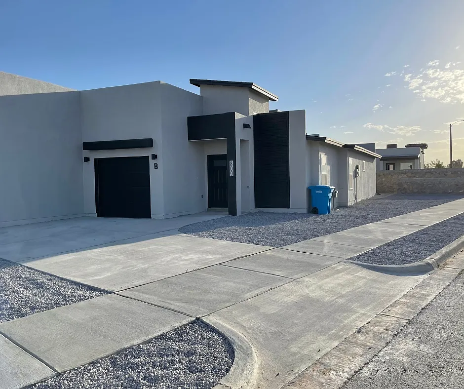 3 bed, 1204 sqft, $1,550 — Photo 1