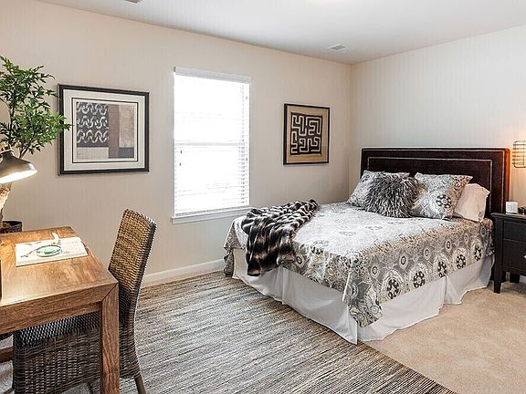 4th image of 7699 Shaw Ln #7762