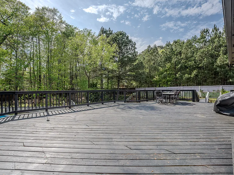 220 Dolphin Dr — Photo 41