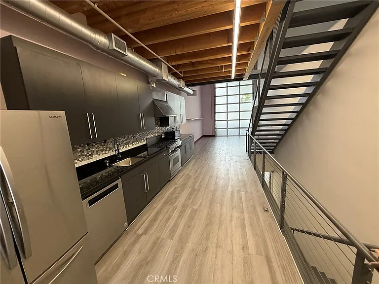177 E City Place Dr — Photo 7