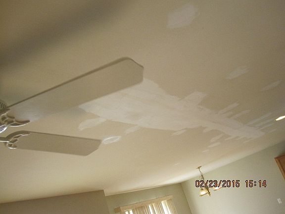 5th image of 2227 N Canterbury Ln