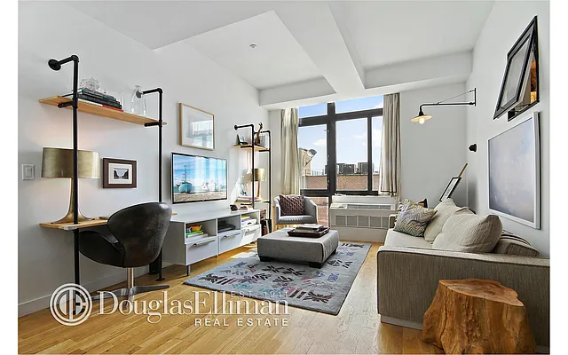 Sold by Douglas Elliman | media 14