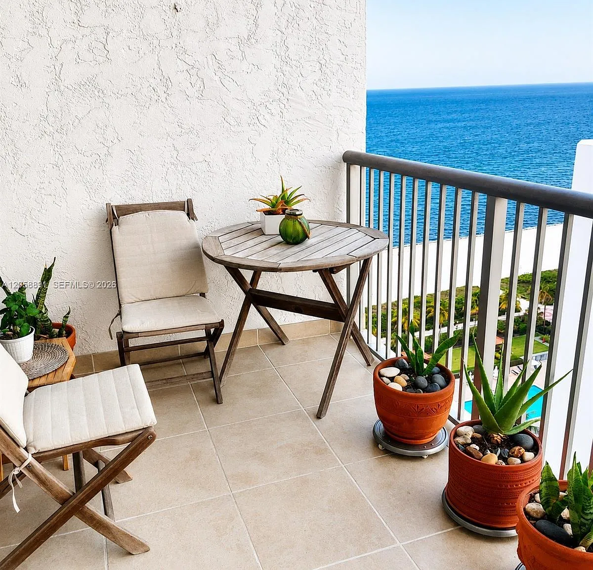 Mirasol Ocean Towers Cond — Photo 4