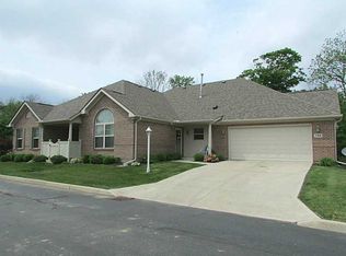 722 Deerfield Trl, Springfield, OH 45503