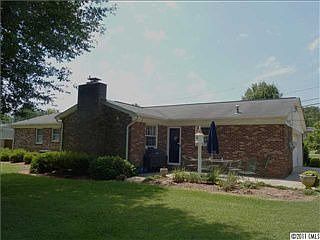 2nd image of 3332 Gardner Park Dr