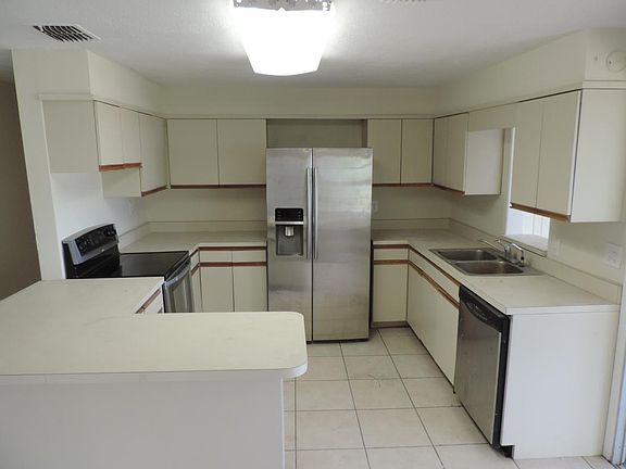 5th image of 18510 Lake Keen Dr