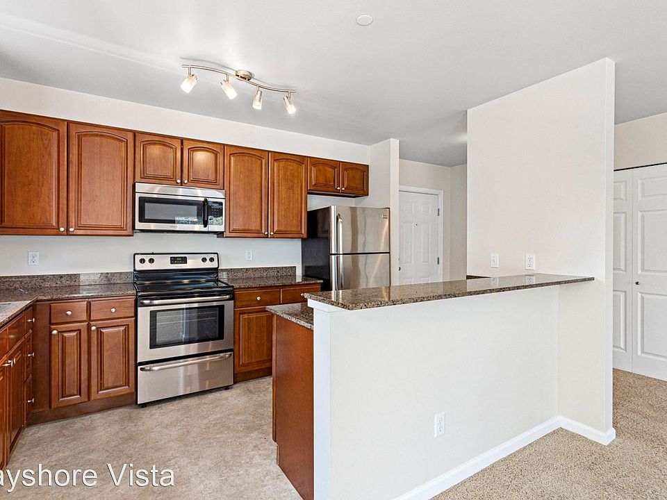 1st image of 11627 91st Lane Ne #3
