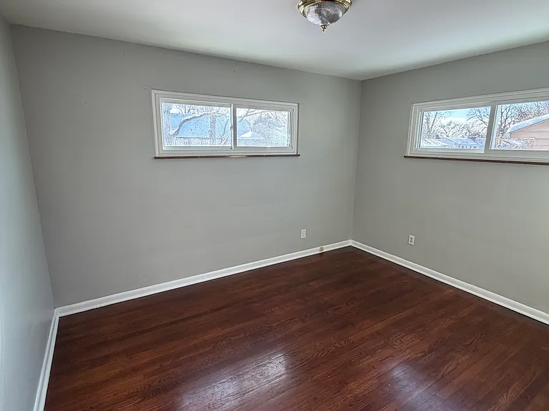 2454 Cranford Rd — Photo 2