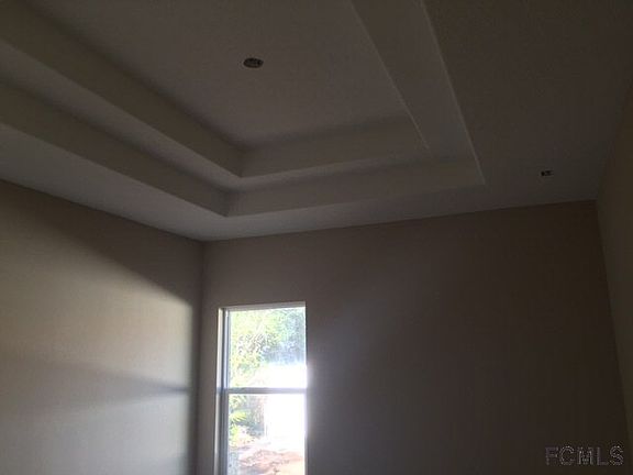 2nd image of 21 Fenhill Ln