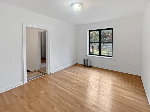 824 West 176th Street image 1 of 4