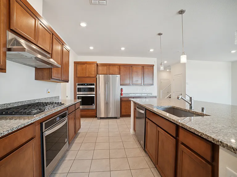 8350 Monroe Bay St — Photo 2
