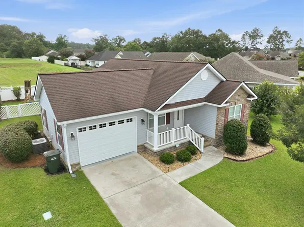 39 Cobblestone Blvd SE, Moultrie, GA 31788