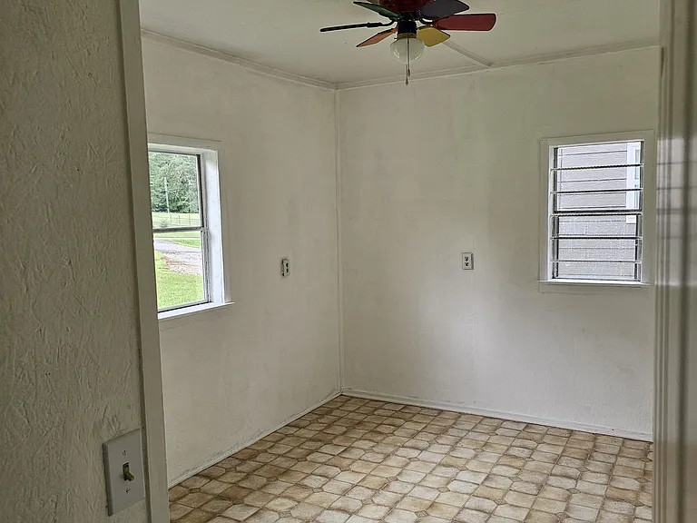 29 Hominy Creek Rd — Photo 2
