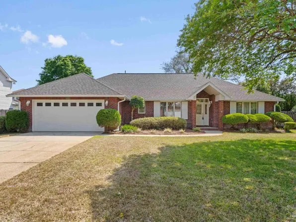 3823 Saber Tooth Cir, Gulf Breeze, FL 32563