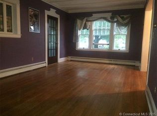 12 Auburn Rd, West Hartford, CT 06119