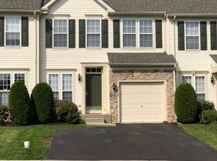 2522 Peachtree Dr, Perkasie, PA 18944