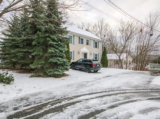 27 Ivy St, Portland, ME 04102