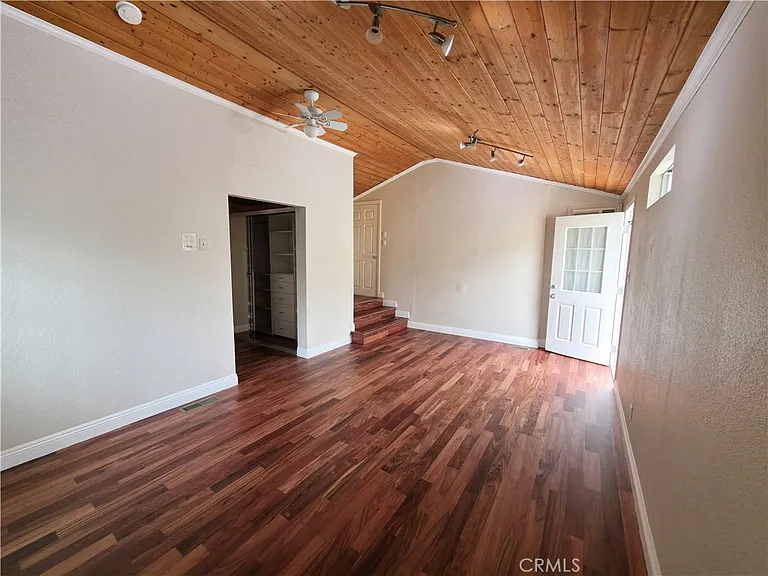 5339 Veloz Ave — Photo 29