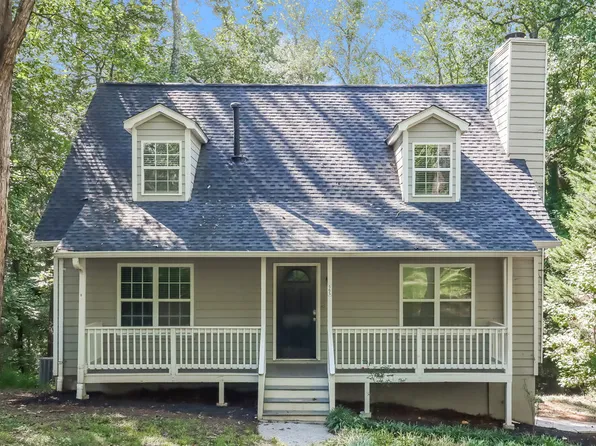 565 Bells Ferry Pl, Acworth, GA 30102