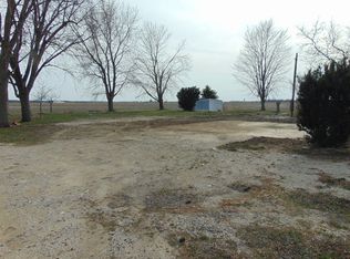 2704 N 41st Rd, Sheridan, IL 60551