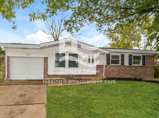 11020 Linnell Dr, Saint Louis, MO 63136
