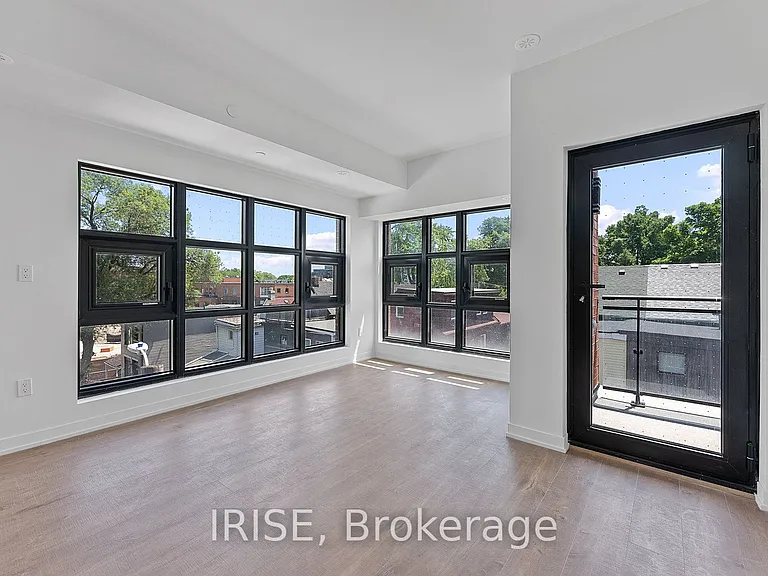 485 Logan Ave S #310 — Photo 17