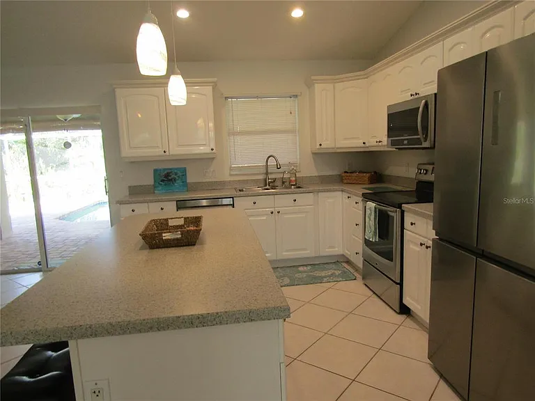 142 Solana St — Photo 7
