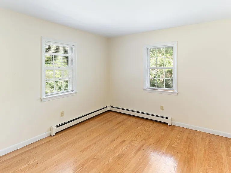 49 Bramblebush Dr — Photo 3