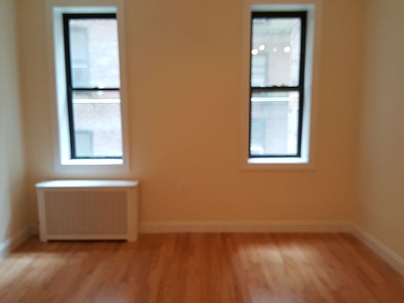5th image of 19 116th St Unit 1K