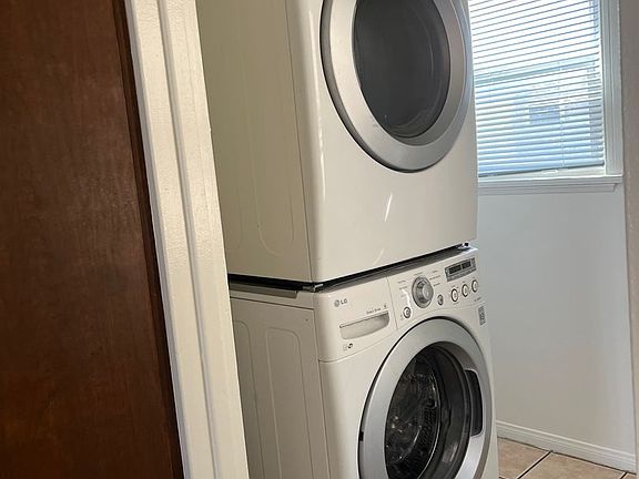 5th image of 4952-4970 Cass St #4968